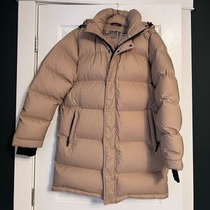 Aritzia Super Puff - Mid Length